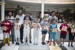 Sportivii de la LPS Bihorul şi-au adjudecat zece medalii la Memorialul „Cornelia Ille” la spadă