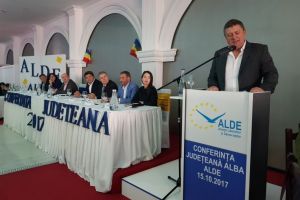 ALDE Alba participă cu 500-700 de oameni la protestul de la Bucureşti împotriva abuzurilor şi pentru apărarea drepturilor şi libertăţilor cetăţeneşti