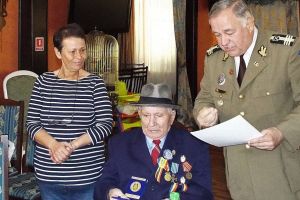 Ștefan Petrea Laslău a rămas ultimul veteran de război din Slănic Moldova