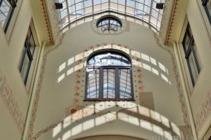 Vânătoare de detalii: Părinţi şi copii, invitaţi să descopere amănuntele clădirilor Art Nouveau din Oradea