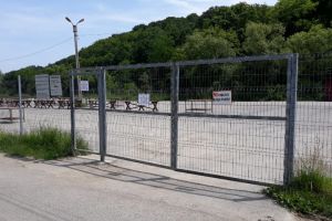 Piaţa de vechituri de la Bejan se închide pe termen neprecizat