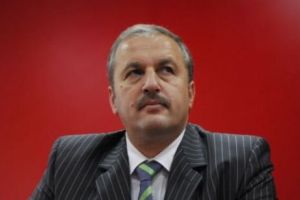 Vasile Dâncu, ”un fel de gazdă” la Gala Poeziei din Cluj