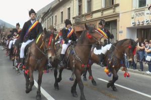 Junii Braşovecheni vă invită la Serbările Cetăţii