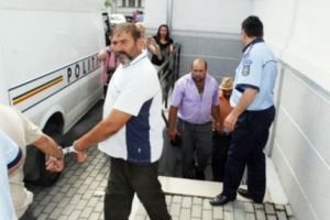 Alţi şapte stăpâni de sclavi, trimişi la puşcărie