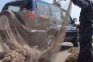 4 barbati din Gropeni au fost prinsi cu 5 plase de pescuit monofilament, 3 unelte de pescuit tip prostovol, detinute fara autorizatie