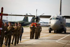 Stranie coincidenta. Acum doua zile avansat la gradul de general de flotila aeriana post mortem. Azi va fi inmormantat cu onoruri militare   