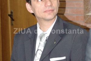 Seful Clinicii de Obstetrica - Ginecologie din cadrul Spitalului Judetean Constanta, Vlad Iustin Tica, si-a facut o firma noua