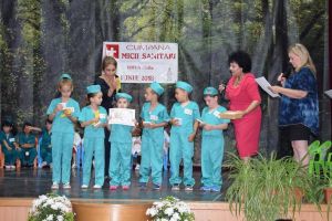 Concursul Micii Sanitari“, la cea de-a XIII-a editie. Micutii din Cumpana s-au intrecut in cunostinte despre primul ajutor (galerie foto)