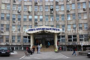 Prejudiciu estetic grav si permanent:   Un caine din rasa ciobanesc caucazian a atacat pe strada o femeie. Judecatorii din Constanta au anuntat prima condamnare 