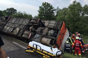 Accident cu un autocar plin cu români în Bulgaria – Cel puţin 11 răniţi