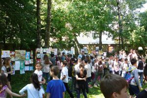 Premianţii expoziţiei-concurs de desene “Vis de copil în casa bunicilor” de la Hanul Domnesc