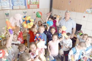 “Copiii s-au bucurat foarte mult şi satisfacţia noastră a fost pe măsură!” Acţiune umanitară “Solidar”