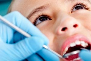 Ajutor inestimabil pentru cei din Oşeşti: Consultaţii stomatologice gratuite!