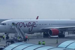 S-au reluat zborurile spre Canada! Air Canada Rouge leagă Toronto şi Montreal de Bucureşti!