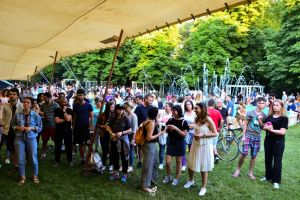 Azi incepe Festivalul Launmomentdat in parc