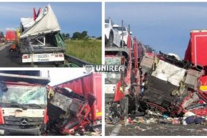 FOTO: ACCIDENT MORTAL cu 5 maşini implicate, în Franţa. Șoferul unui autotren, înmatriculat în ALBA, implicat în eveniment, a decedat. Se caută identitatea acestuia