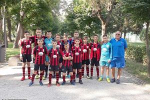 Școala de Fotbal Valea Frumoasă, finalista etapei de zonă la juniori D | Rezultat notabil pentru formaţia pregătită de Florian Brumaru