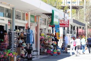 Licitatie, reluata de Primaria Constanta, pentru desfasurarea comertului in statiunea Mamaia