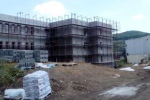 Primăria Floreşti a reziliat contractul cu firma care construia şcoala din localitate