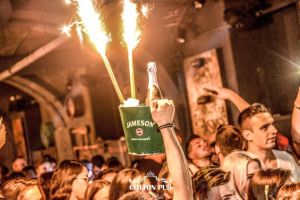 Se dă startul petrecerilor pe terasă la Cotton Pub by Night – Două seri speciale!