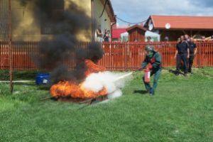 Concursuri profesionale ale serviciilor voluntare pentru situaţii de urgenţă, duminică, la Cernat