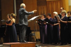 Concert extraordinar omagial al Coralei ATENEU: Maestrul Ion Bănică s-a retras din activitatea dirijorală