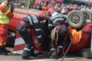 Pompierii bihoreni, cei mai buni din regiune la descarcerare şi acordare de prim ajutor calificat (FOTO)