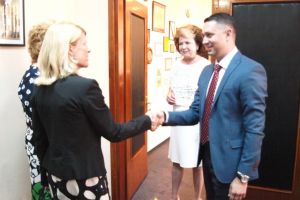 CJ Prahova, gazda unei intalniri pe teme de educatie, la care a fost prezent si ambasadorul Finlandei în România, Päivi Pohjanheimo