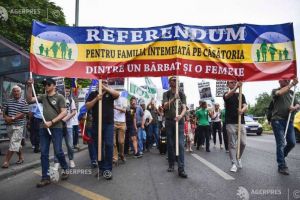 Zeci de persoane au participat, in Bucuresti, la 