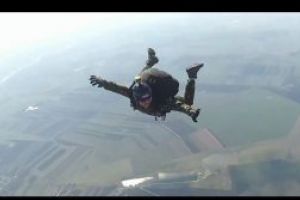 Ziua Paraşutiştilor Militari este sărbătorită, în fiecare an, la data de 10 iunie