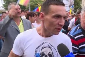 Întrebarea care l-a lăsat confuz pe un simpatizant PSD la miting