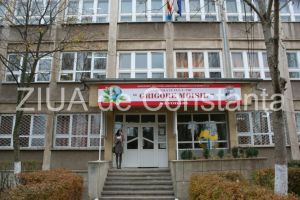  Rezultatele proiectului de parteneriat strategic Erasmus+“, prezentate de elevii de la Școala Grigore Moisil din Navodari  