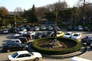 SE SCUMPESC parcările din Bucureşti. Tarifele pot ajunge şi la 10 lei/oră!