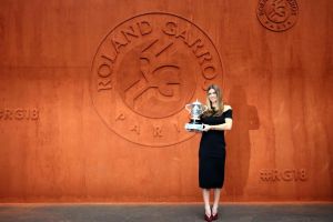 FOTO – Ședinţă foto oficială cu Simona Halep la Roland Garros. Imagini de neuitat