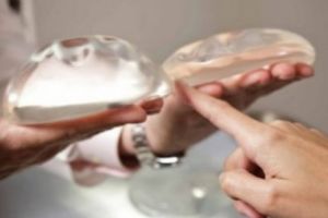 TREI ANI DE ÎNCHISOARE pentru DOUĂ SILICOANE! Gestul EXTREM la care a recurs o BEIZADEA! 