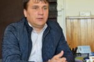 Legislaţia interzice civilizaţia în Poiana Mărului! „E zonă protejată, nu avem voie să introducem canalizare!”