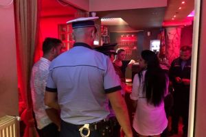 Razie la Timisoara. Sute de masini oprite de politisti in trafic