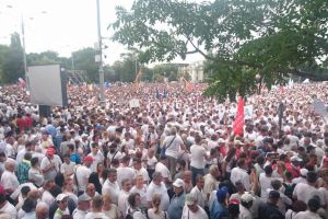 Live video: Mega Mitingul PSD şi sibienii din Piaţa Victoriei