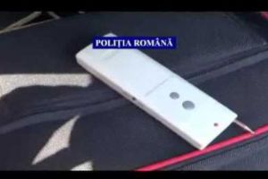 DISPOZITIVELE ILEGALE care există pe o MAȘINĂ. Au fost depistate CINCI astfel de obiecte pe MAȘINILE OBIȘNUITE. Ce TREBUIE să ştii