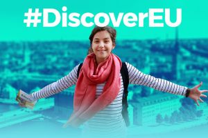 Se dă startul la înscrierea în programul ”DiscoverEU 2018”. Vezi câte bilete gratuite au la dispoziţie tinerii români
