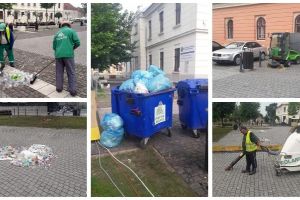 FOTO: Firma Polaris a făcut curăţenie în Piaţa Cetăţii după încheierea festivalului Alba Fest 2018