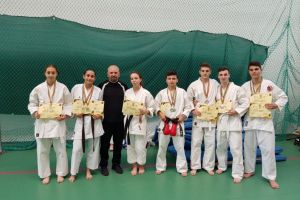 Rezultate foarte bune pentru elevii Colegiului Militar din Alba Iulia, la Campionatul Naţional de Karate F.N.K.B – IMAF România