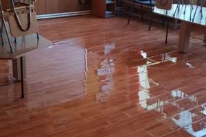 Grădiniţă inundată la Piteşti