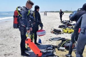 MOBILIZARE IMPRESIONANTĂ pentru CĂUTAREA MINORULUI DISPĂRUT în MARE, la Corbu