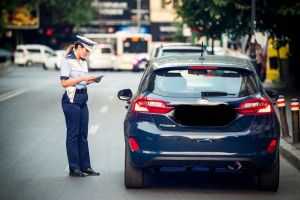 Zeci de şoferi prinşi băuţi la volan în weekend la Sibiu