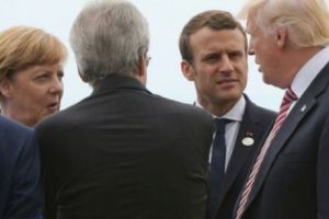 Trump în RĂZBOI TOTAL cu UE! CULISELE unei DISCUȚII SENSIBILE dintre preşedintele SUA şi omologul său francez