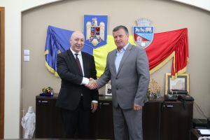 Ambasadorul Georgiei, în vizită la Primăria Râmnicu Vâlcea