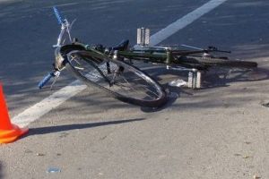 Biciclist de 5 ani accidentat de o autoutilitară