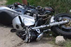 Tânăr băut, accident cu motociclul în Ibăneşti