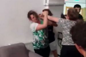 Elevă bătută la o şcoală specială